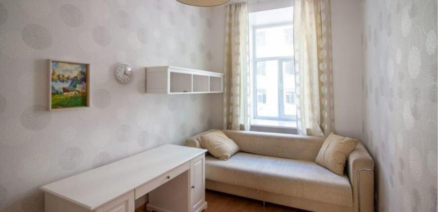 Apartment for rent in a renovated building in the very center of the city.