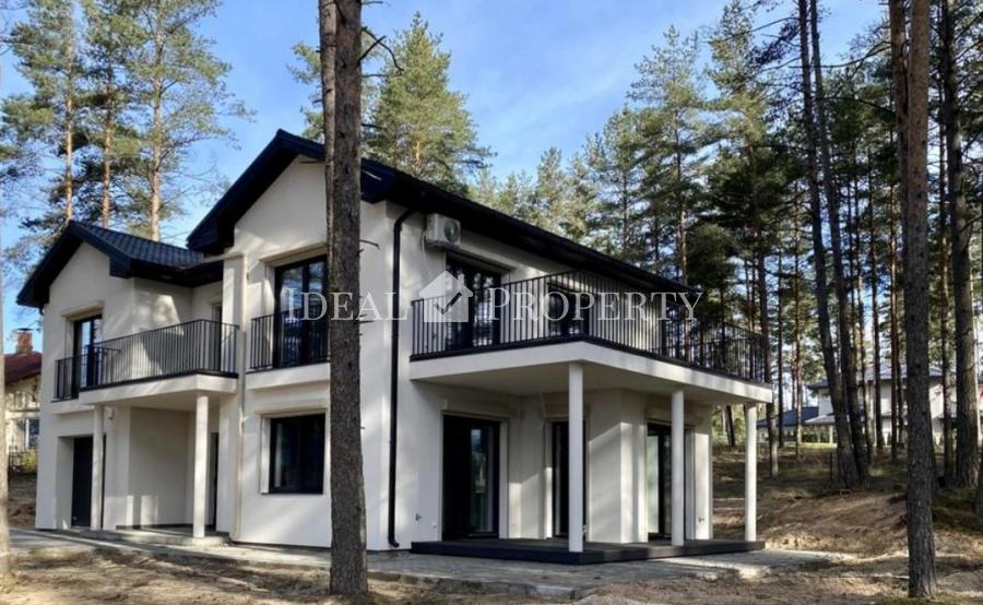 For sale private houses in a new village in Bergi.