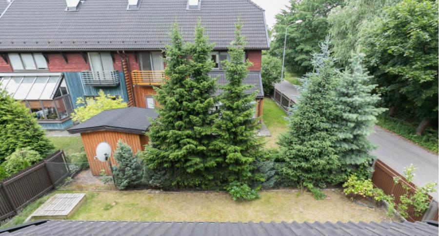 Three-story private house in Kipsala.