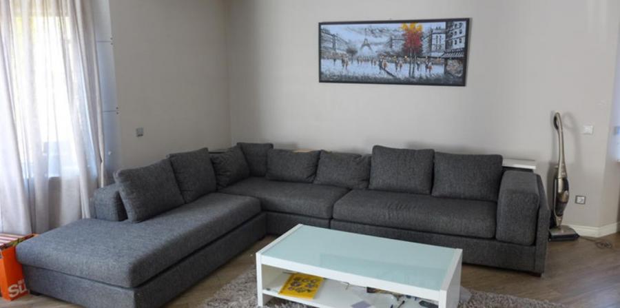 Tiek izīrēta māja Jūrmalā, Gulbju ielā Valteros.