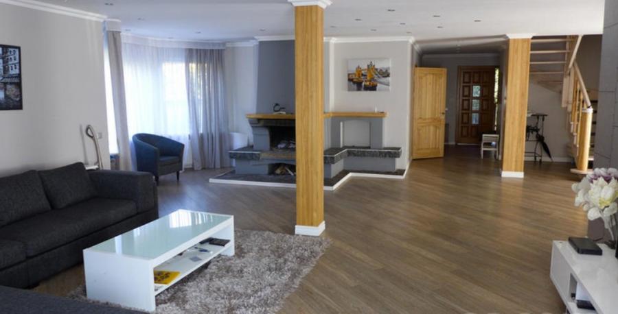 Tiek izīrēta māja Jūrmalā, Gulbju ielā Valteros.