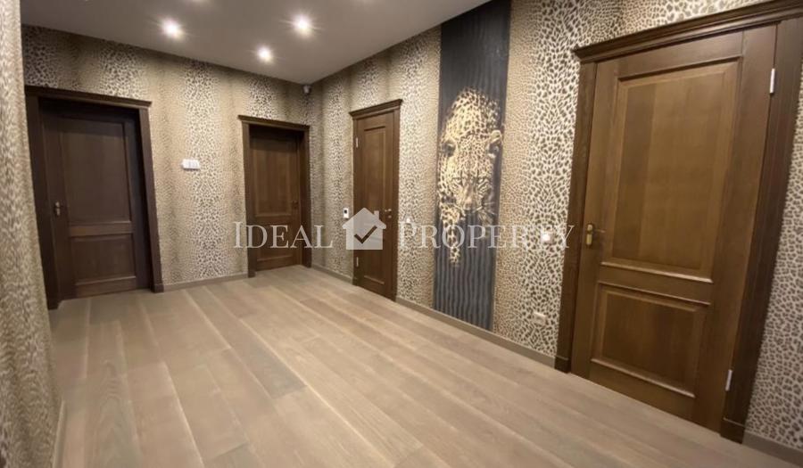 В тихом современном поселке, продается красивый и уютный дом+гостевой дом с баней.