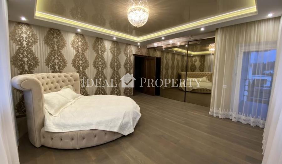 В тихом современном поселке, продается красивый и уютный дом+гостевой дом с баней.