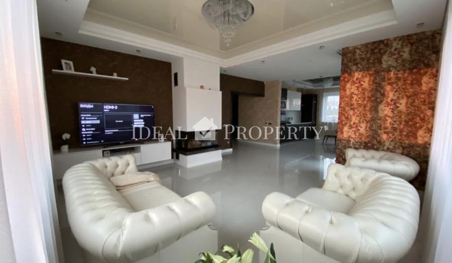 В тихом современном поселке, продается красивый и уютный дом+гостевой дом с баней.