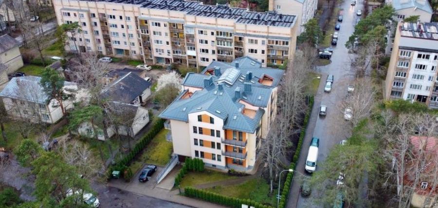 For sale a bright apartment in a new project in Bulduri.