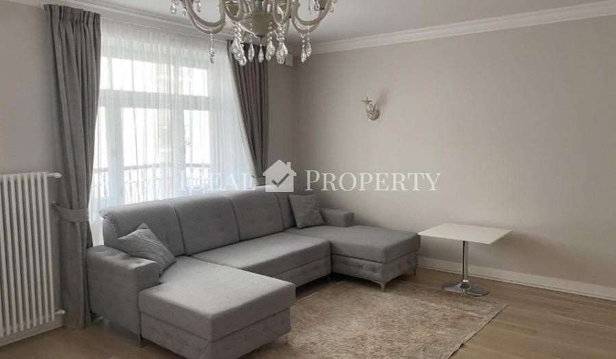 We offer for rent a beautiful apartment in the prestigious embassy district of the Latvian capital.