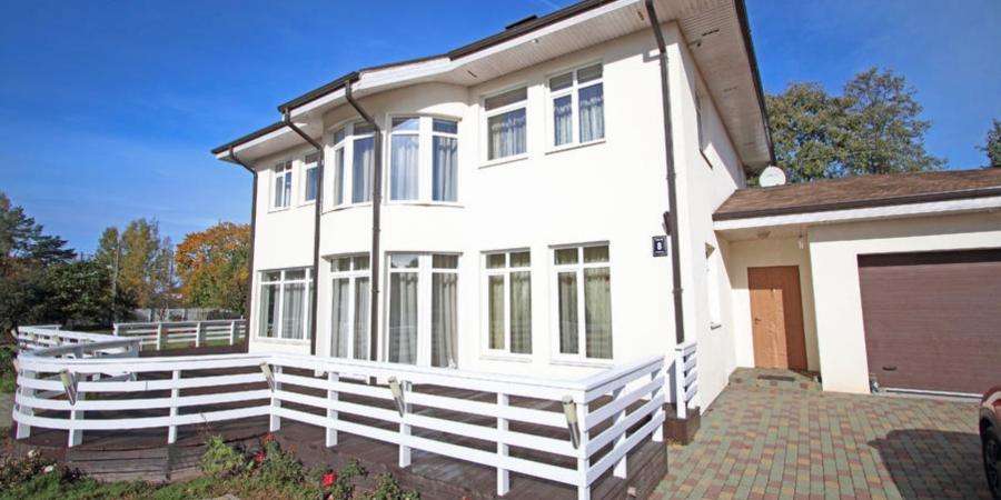 Предлагаем в долгосрочную аренду просторный полностью оборудованный дом. 