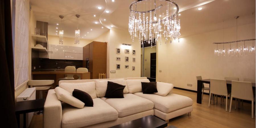 We rent for a long term an apartment with a beautiful interior in the residential complex Vecozuli Nami.