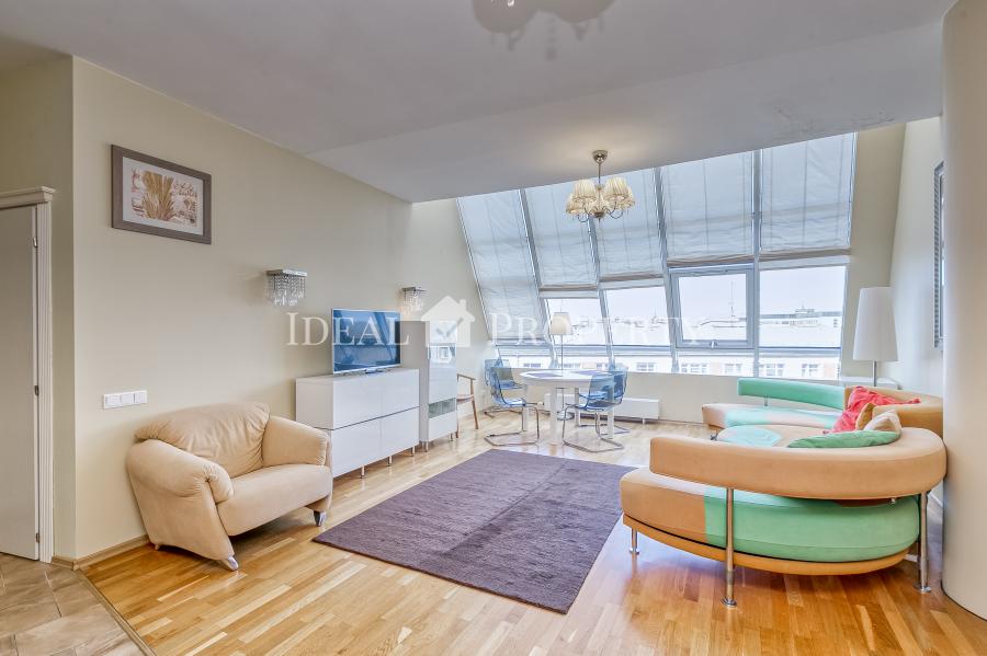  For rent apartment with a roof terrace and comfortable layout in the new project.