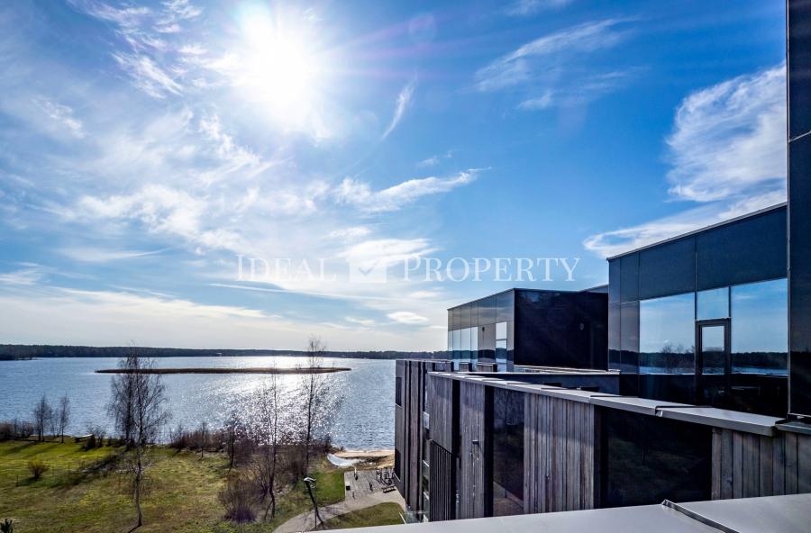 Wonderful apartment with a terrace and a view to the lake in the suburbs of Riga. Baltezers. The Pearl.