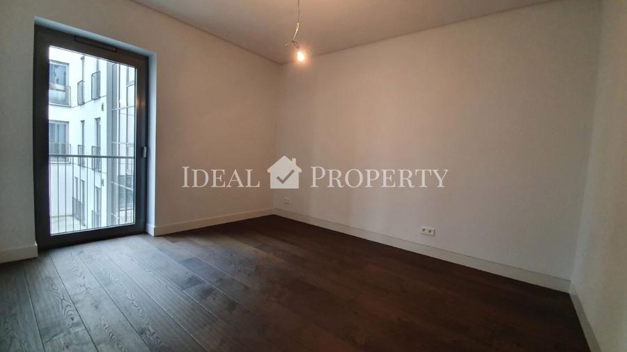 For sale a spacious apartment in a new project in the city center.