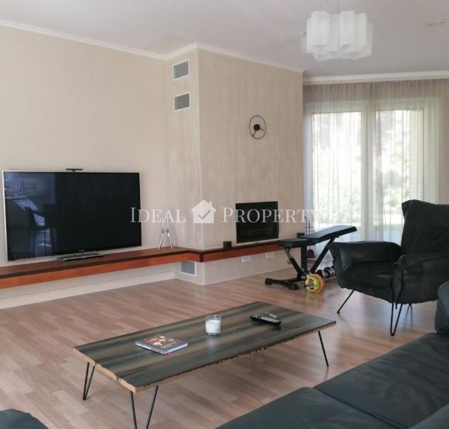 Long-term house for rent, located in a quiet part of Jurmala, Dubulti, near the river.