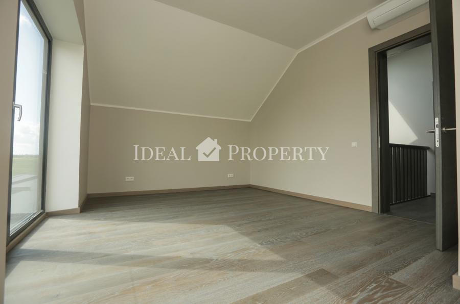 Предлагаем на продажу новые дома в поселке Салиена.