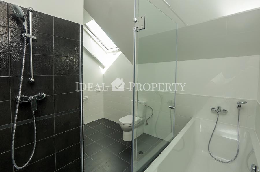 Предлагаем на продажу новые дома в поселке Салиена.