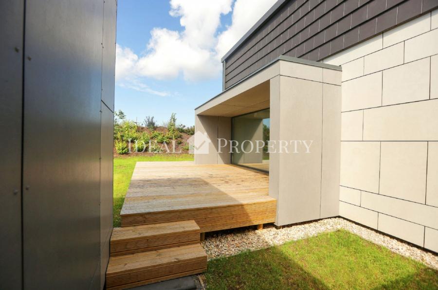 Предлагаем на продажу новые дома в поселке Салиена.