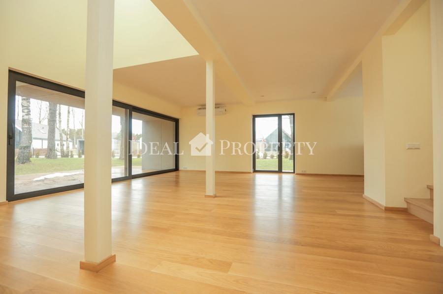 Предлагаем на продажу новые дома в поселке Салиена.