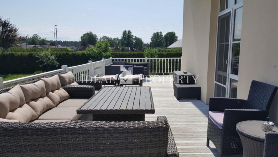 Частный дом в Дрейлини предлагается в долгосрочную аренду.