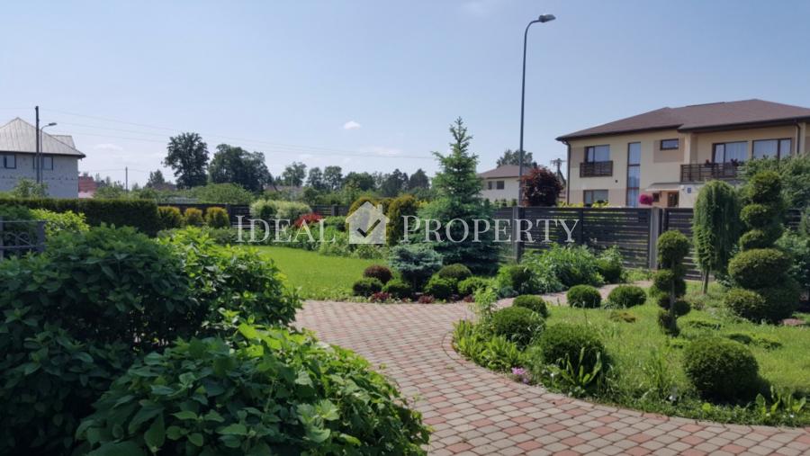 Частный дом в Дрейлини предлагается в долгосрочную аренду.