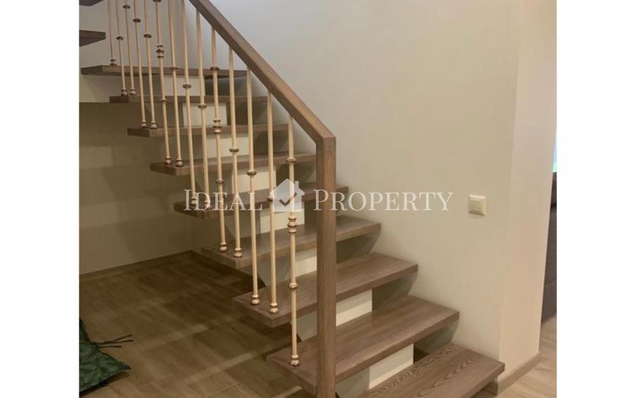 Piedāvajam izīrēt jaunu māju (dviņu mājas) skaistā vietā Valteros.