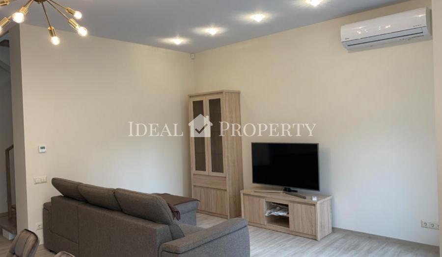 Piedāvajam izīrēt jaunu māju (dviņu mājas) skaistā vietā Valteros.