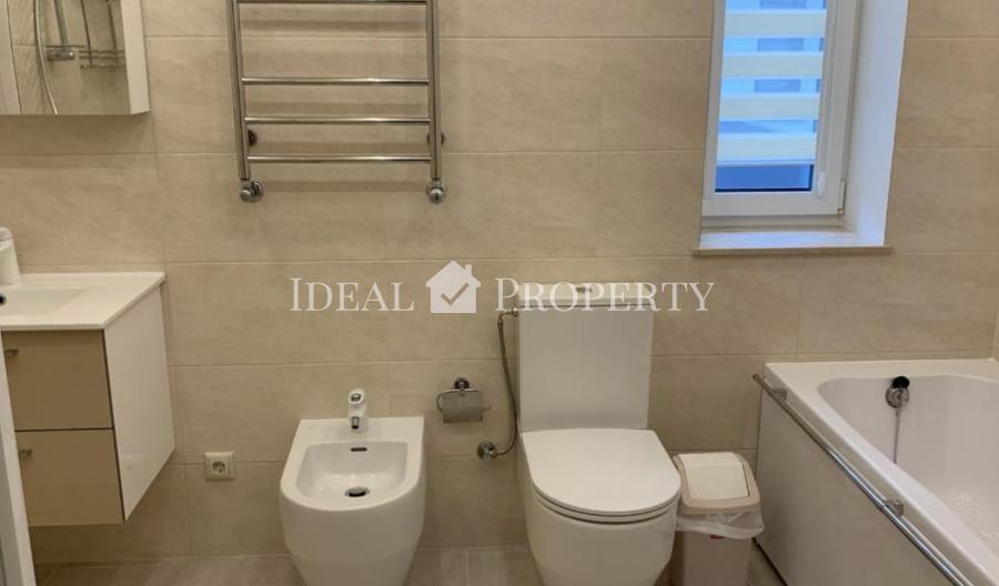 Piedāvajam izīrēt jaunu māju (dviņu mājas) skaistā vietā Valteros.