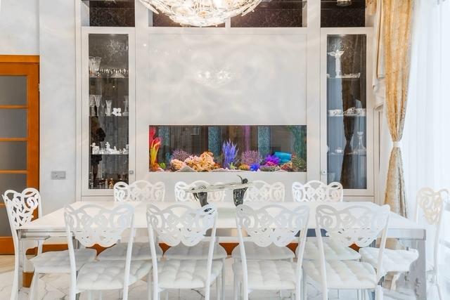 Вилла с видом на море в Юрмале на первой линии.