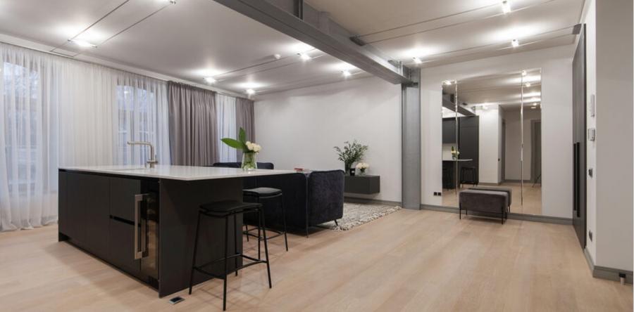 We offer for a long-term renting an elegant, comfortable, spacious apartment in the new project 