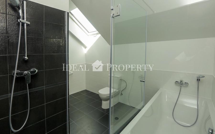 Предлагаем на продажу новые дома в поселке Салиена.