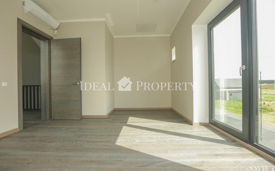 Предлагаем на продажу новые дома в поселке Салиена.