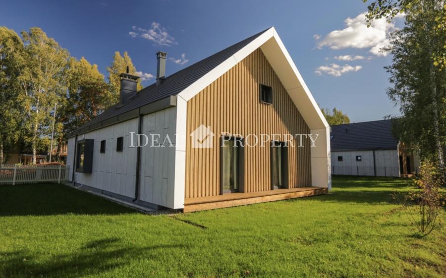 Предлагаем на продажу новые дома в поселке Салиена.