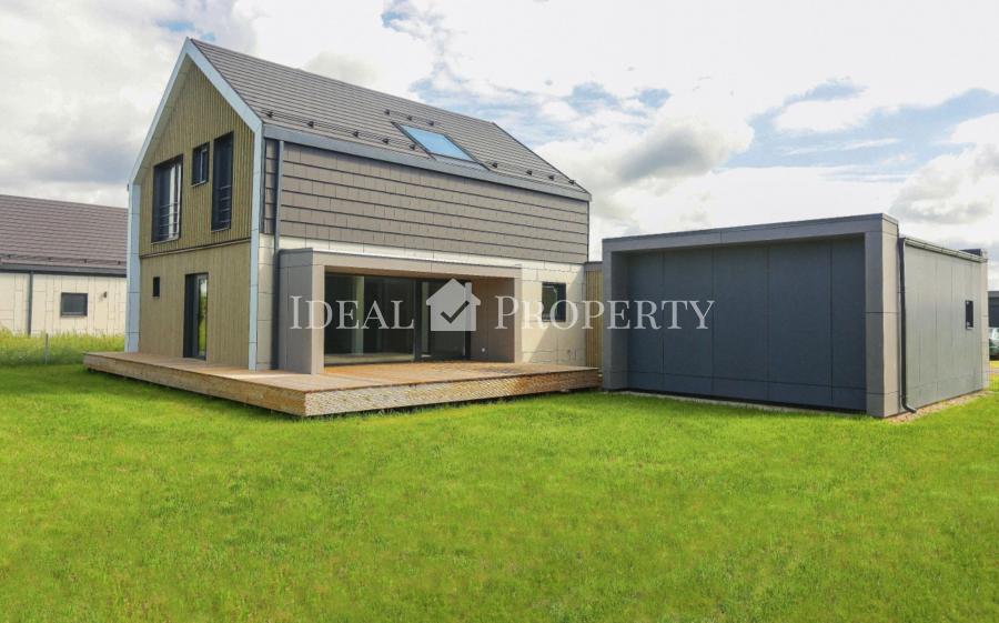 Предлагаем на продажу новые дома в поселке Салиена.