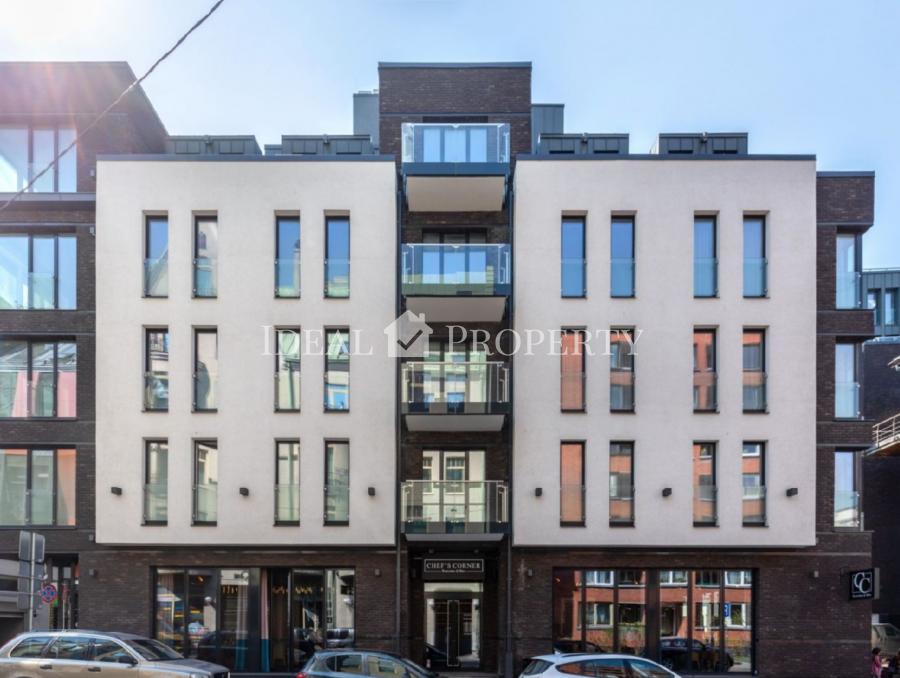 A sunny 3-room apartment is for rent  in an exclusive closed type new project in a quiet center.