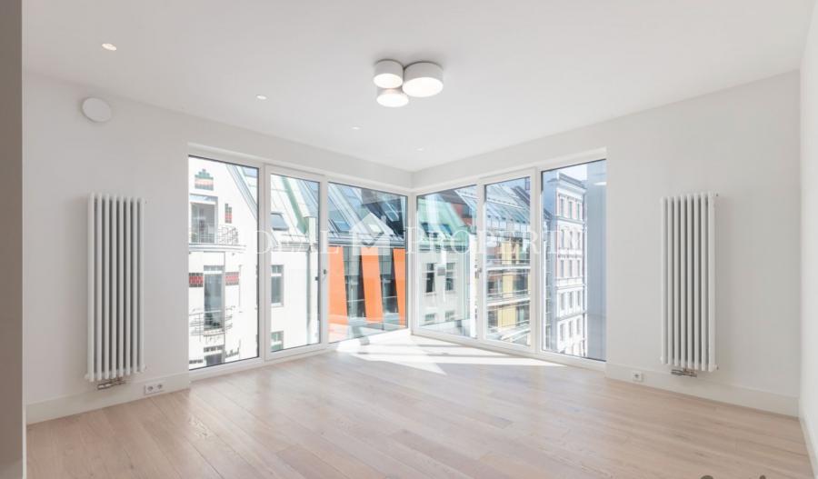 A sunny 3-room apartment is for rent  in an exclusive closed type new project in a quiet center.