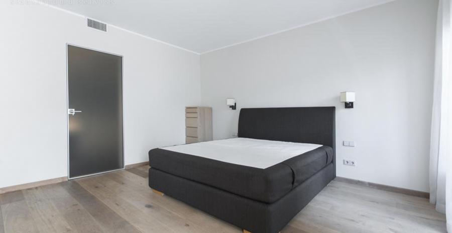 Spacious 3rooms apartment for rent in the new project at  Eruzalemes str.