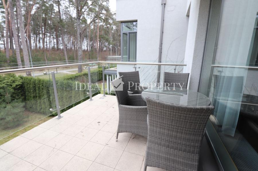 Spacious 4room apartment in residential apartment building in Jurmala.