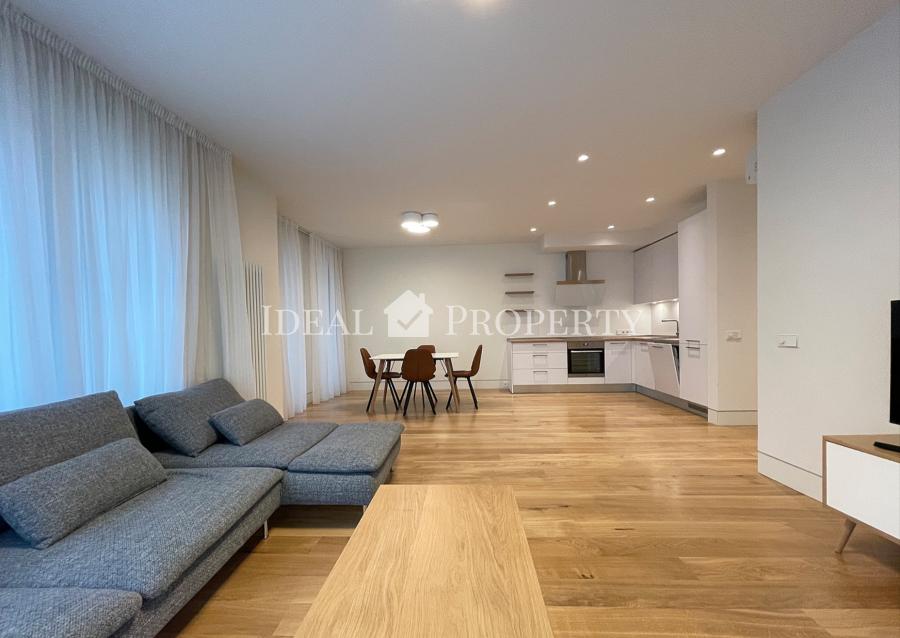 For rent and sale we offer apartment in an exclusive closed type new project in a quiet center.