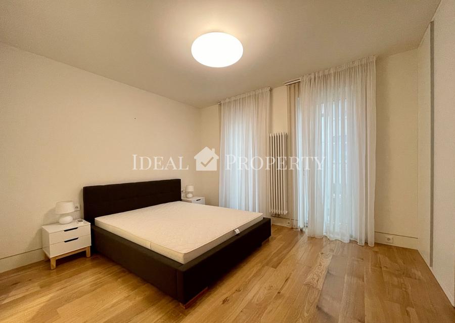 For rent and sale we offer apartment in an exclusive closed type new project in a quiet center.