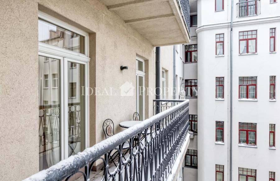 An elegant apartment located in the quiet center of Riga is ready for rent and sale.