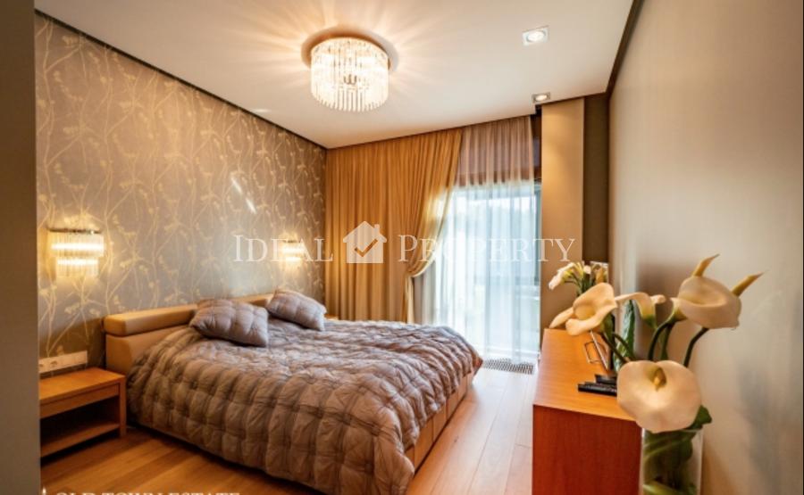 Spacious apartment for sale in the project of The Perl.