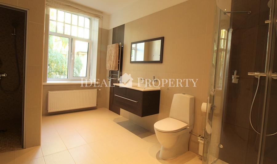 Modern, spacious apartment with all amenities in the center of Riga.