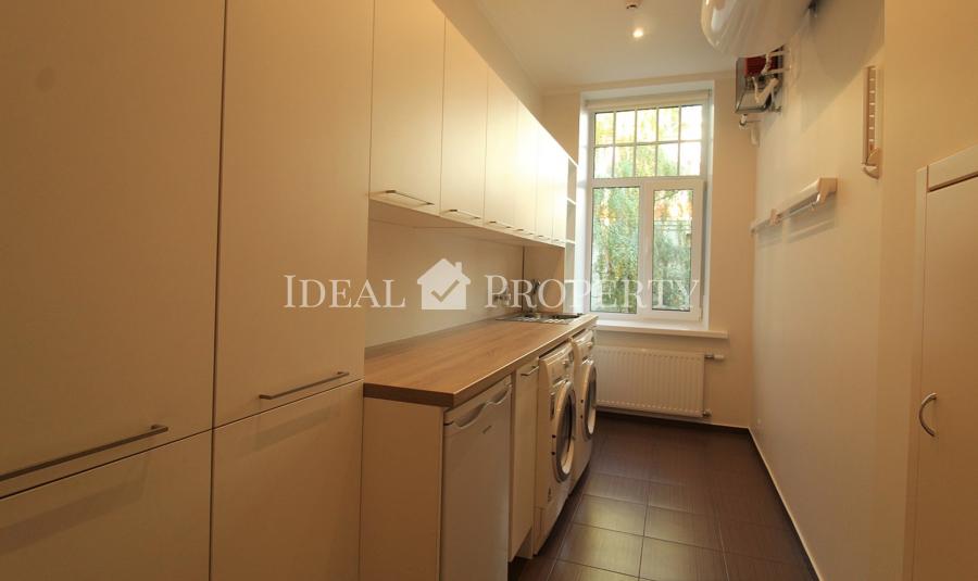 Modern, spacious apartment with all amenities in the center of Riga.