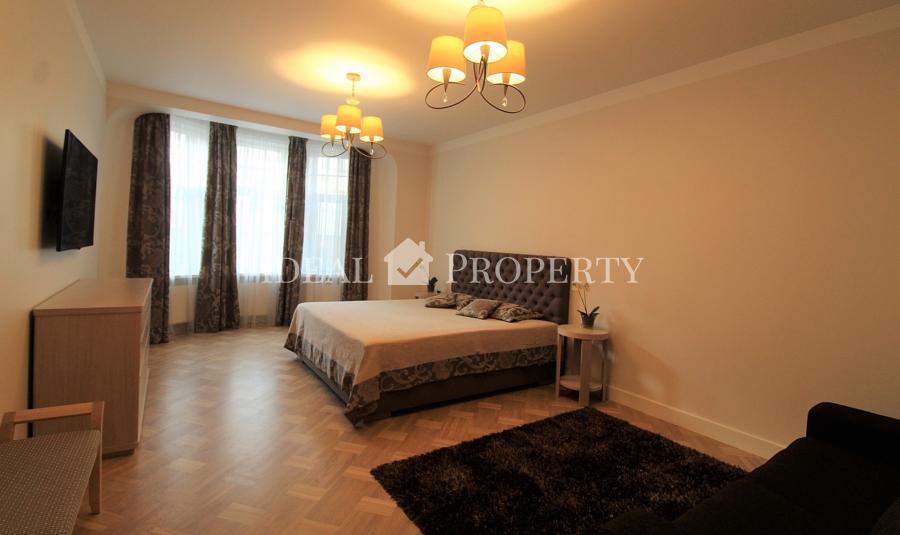 Modern, spacious apartment with all amenities in the center of Riga.