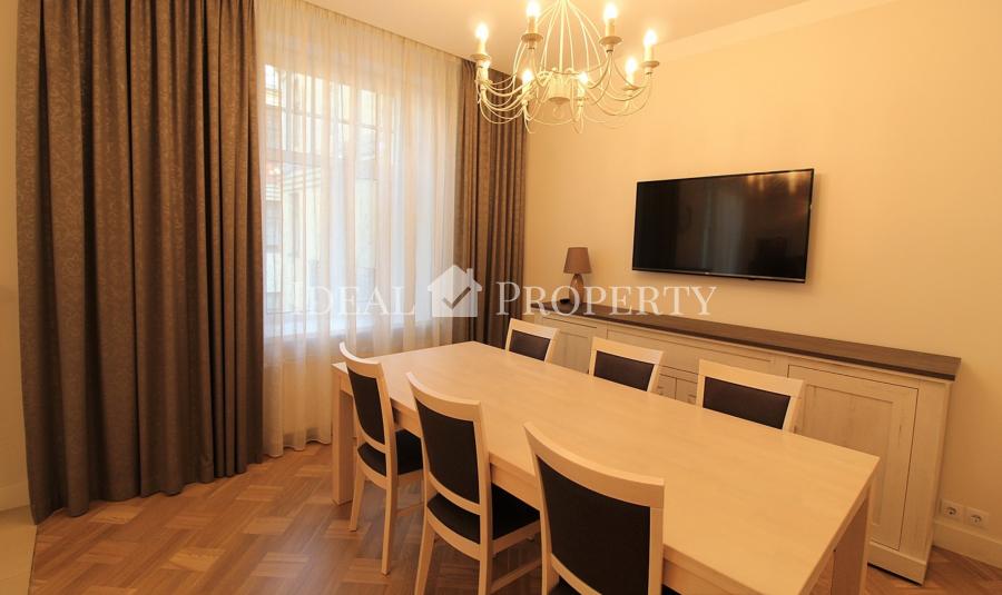 Modern, spacious apartment with all amenities in the center of Riga.