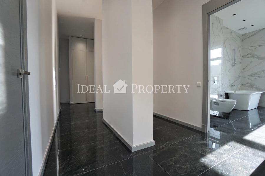 Penthouse apartment with a terrace for sale in an exclusive new building in Dzintari.