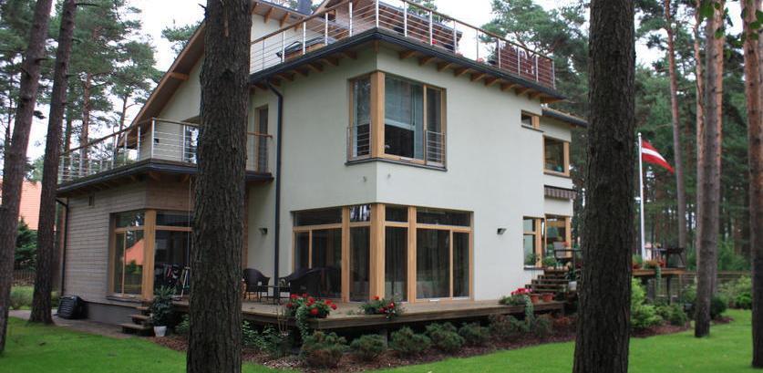 Elegant and fashionable house in Melluzi, in a quiet location.