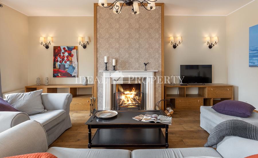 Cozy 3-room apartment with designer created interior in the new project „Ridzenes Residence”.