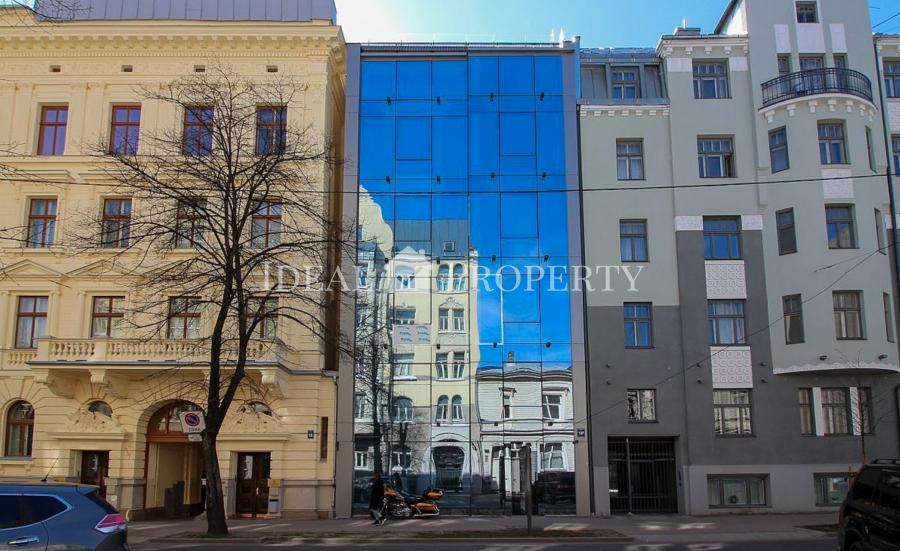 New 2-room apartment for rent in a new project at Stabu street.