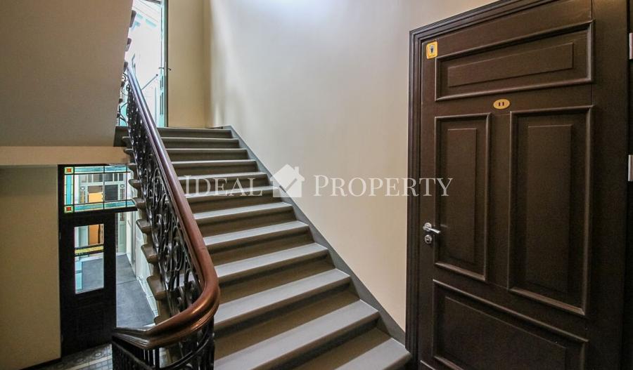 3-room apartment in a renovated house at Elizabetes str.