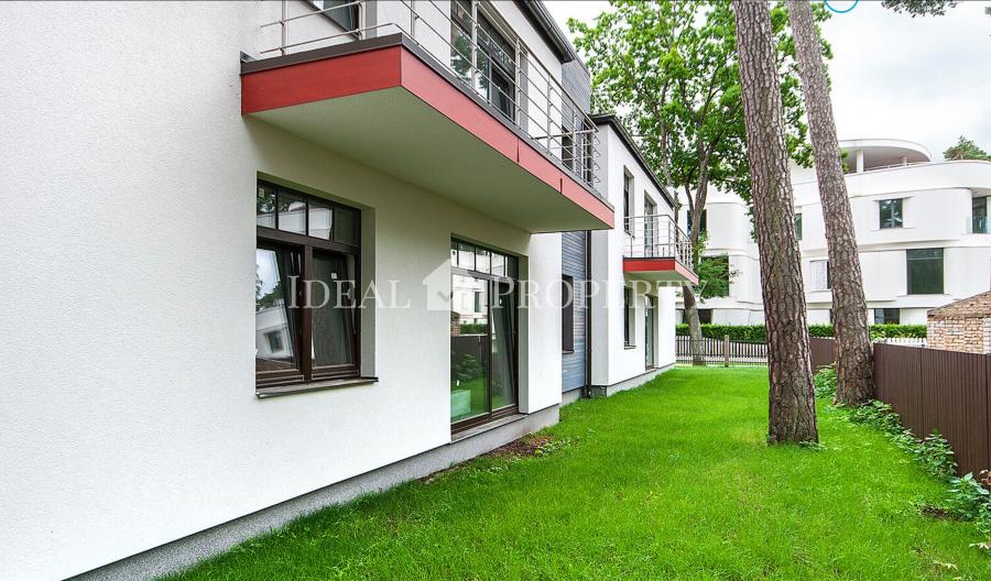 We offer for sale 2-room apartment in a new project in the  center of Dzintari.