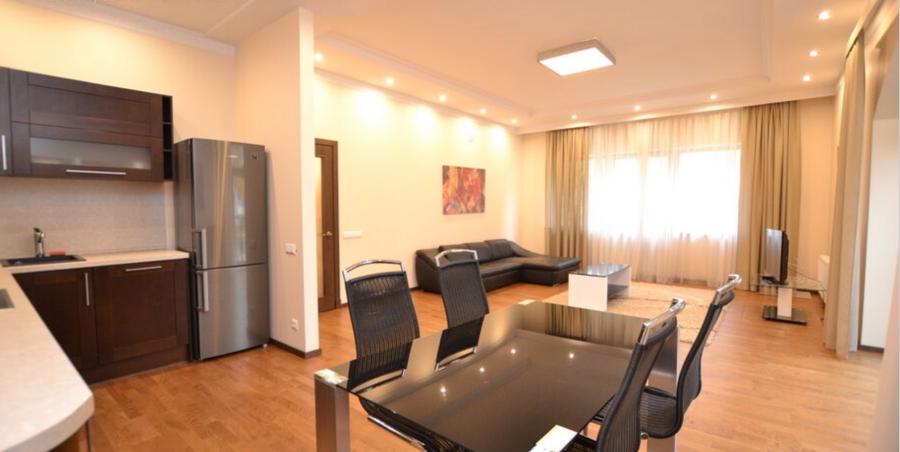 For rent luxury apartment in Riga centre, with car parking. 